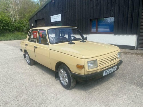 1884 Exceptionally Rare in the UK - 1984 Wartburg 353S For Sale