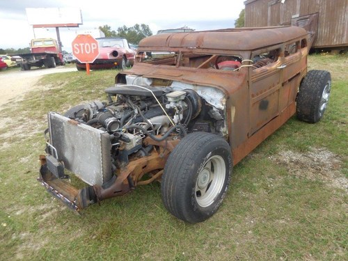 1948 Willys Wagon Cut + 1996 Chev Capric Chassis V-8 $4.5k For Sale