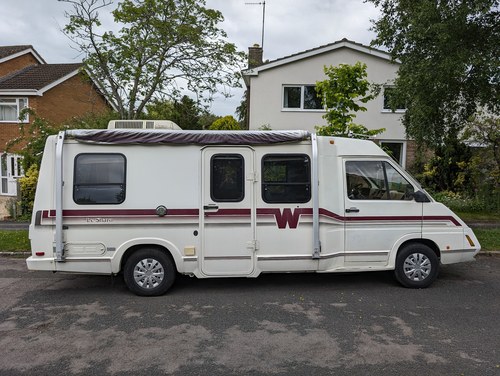 1991 Winnebago Le Sharo