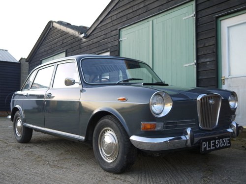 1967 WOLSELEY 18/85 AUTOMATIC WITH PAS - 18K MILES FROM NEW !! SOLD