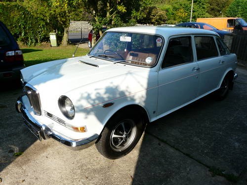 1974 Wolseley Six Auto - £2,500 (Chesterfield) SOLD