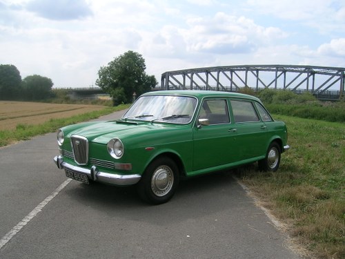 1970 Wolseley 18/85 Land Crab Saloon For Sale