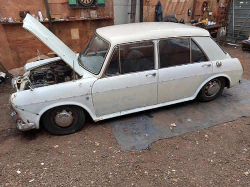 1972 wolseley 1300 project.  It starts and drives SOLD