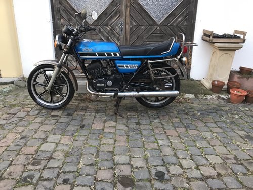 1978 Yamaha RD250C 1 A 2 VENDUTO