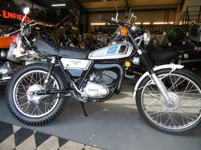 Yamaha DT175 Timewarp UK Bike