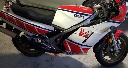 1985 Yamaha RZ500 (RD500LC) Canadian Bike-1 owner  For Sale