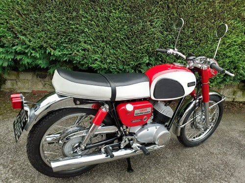 1967 Yamaha XT 1000 - 6