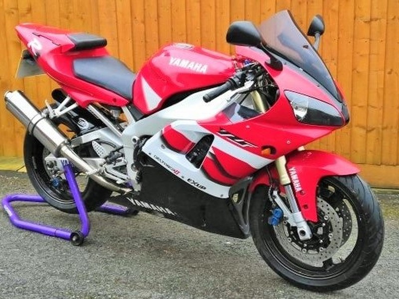 Yamaha YZF 1000 R1 2002 UK Model Excellent Condition MOT PX