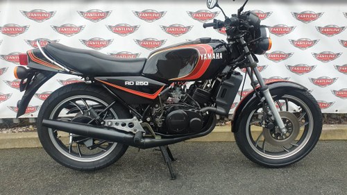 1981 Yamaha RD250LC Roadster Retro 2 Stroke Classic For Sale