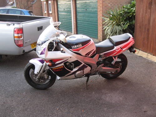 YAMAHA FZR600R Foxeye model 1995 with low mileage SOLD