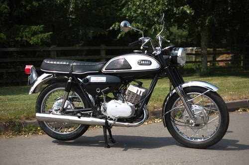 Yamaha YR1 R 1 R1 Y R 1 1968 STUNNING Restoration, best in c VENDIDO