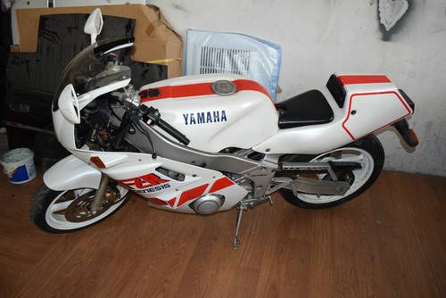1987 Yamaha fzr400 sp limited edition!! In vendita