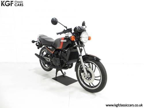 A New and Unregistered UK 1981 Yamaha RD250LC with 0.9 Miles VENDU