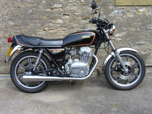 A 1980 Yamaha XS 250 SE - 30/6/2021 For Sale by Auction