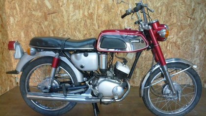 YAMAHA AS-1 (1967) 125cc from JAPAN