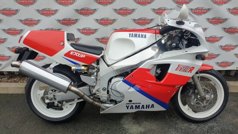 1995 Yamaha FZR 750R - 1