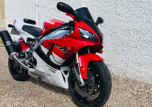 2002 Yamaha r1 4xv yzf-r1 4xv beautiful, low mileage example. SOLD
