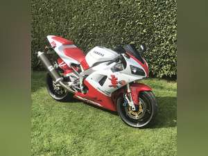 1998 Yamaha r1 white and red For Sale (picture 7 of 12)