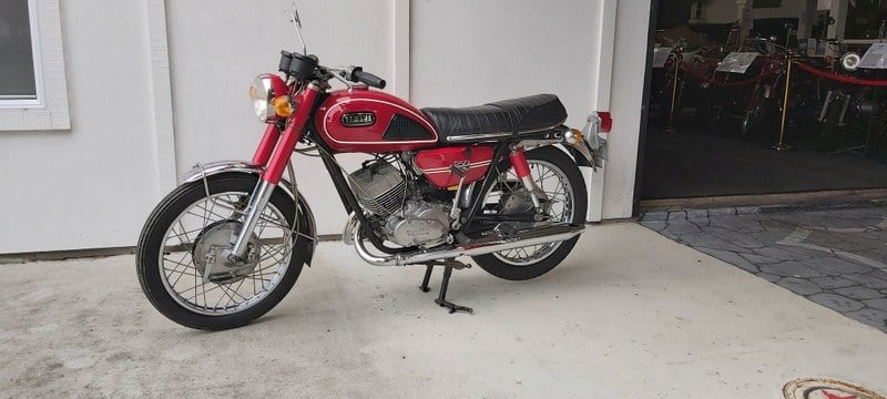 1970 Yamaha DS6 250 - 2 1970 Yamaha DS6 250 - 2