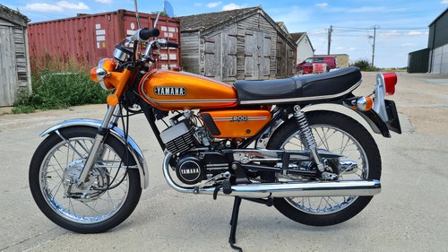 1974 rd200b fully restored motorcycle in show condition In vendita