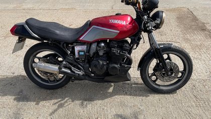 1991 Yamaha XJ600 project bike £495