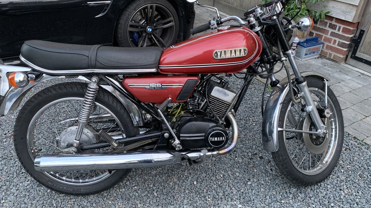 Suzuki Rd 125 1974 Yamaha RD 125 DX in Rouen, France - For Sale | Car & Classic