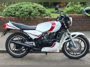 1985 Yamaha RD250LC For Sale (picture 2 of 12)