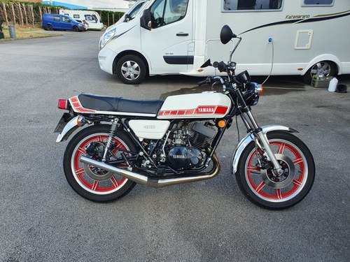 1980 Yamaha RD400F Excellent Condition Low Miles Matching Numbers For Sale