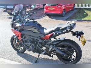 2021 21 Yamaha MT-09 Tracer **Black /Red** For Sale (picture 5 of 12)