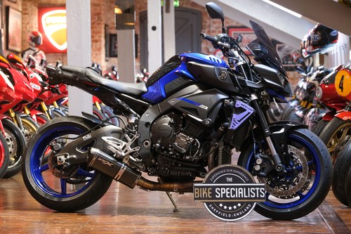 2019 Yamaha MT10 with Updraded Exhaust A vendre