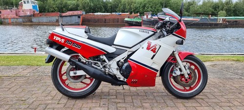 1986 Yamaha RZV500R, 498cc Zu verkaufen durch Auktion