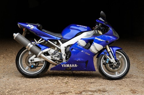2000 Yamaha YZF-R1 In vendita all'asta