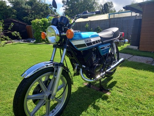 1976 Yamaha RD 400 Blue Manual, 6 speed n/a in Southampton, United ...