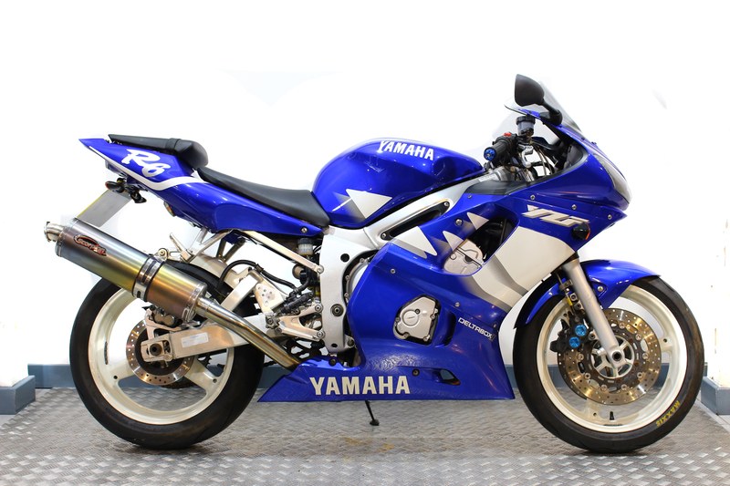 2000 Yamaha YZF R6 in United Kingdom For Sale Car Classic