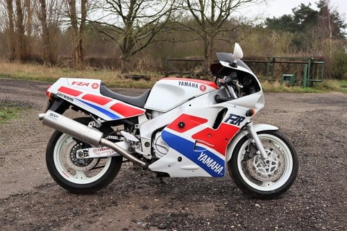 1989 Yamaha FZR 1000 EXUP Zu verkaufen durch Auktion