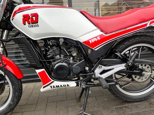 1982 Yamaha RD 125 - 9
