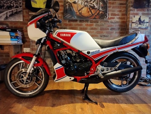 1984 Yamaha RD 350LC YPVS 31K LC2 (bike is now sold!)