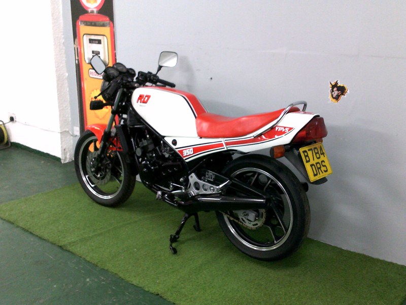 1985 Yamaha RD 350 - 4