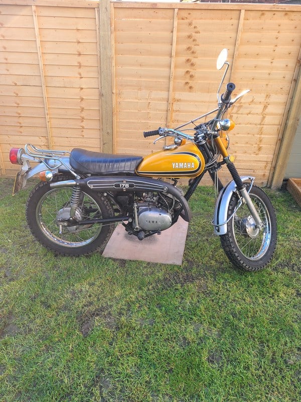 1973 Yamaha DT 175 Gold Manual, speed in Uckfield, United
