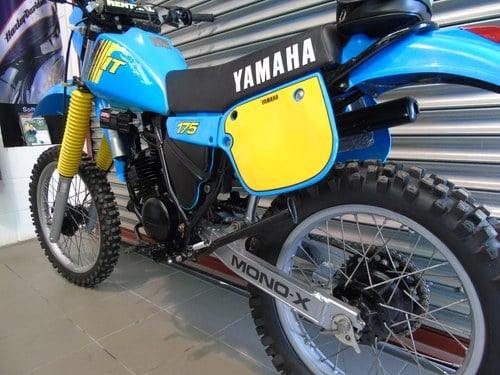 1982 Yamaha IT175 - 9