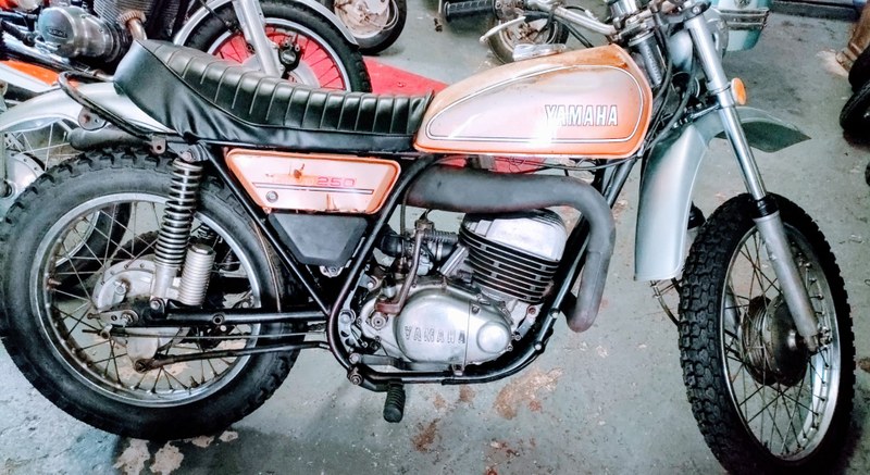 1974 Yamaha DT 250 Bronze Manual, speed in United Kingdom For