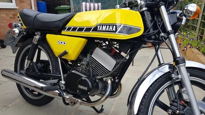 1977/78 Yamaha RD 200 DX Reg no YMJ43S