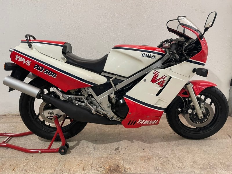 1986 Yamaha RD 500 - 2 1986 Yamaha RD 500 - 2