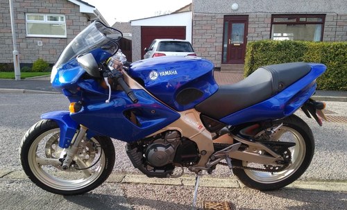 1996 Yamaha SZ R660