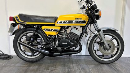 1976 Yamaha RD 250