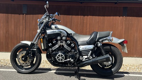 1997 Yamaha Vmax 1200 - Full Power