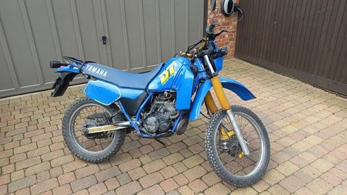 1987 Yamaha DT 125 Endurance Blue