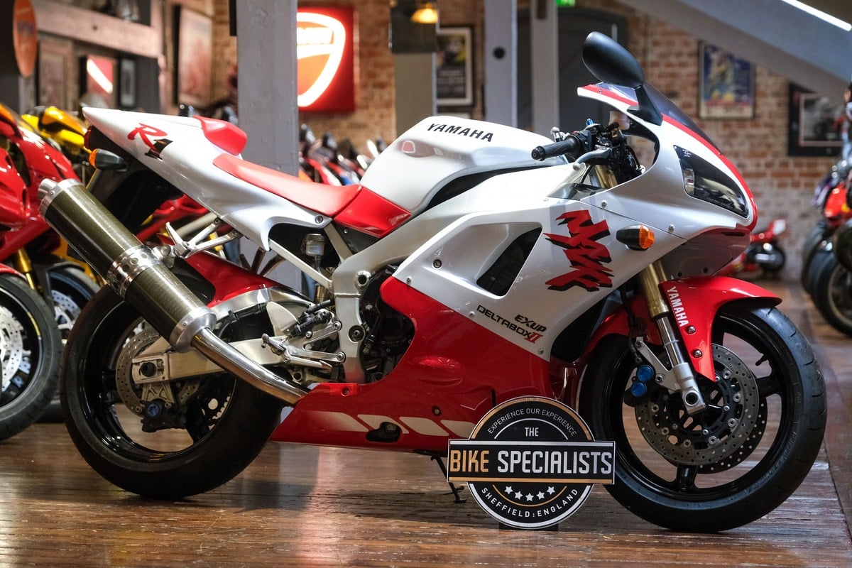 1998 Yamaha YZF R1 Multicolour in United Kingdom - For Sale | Car & Classic