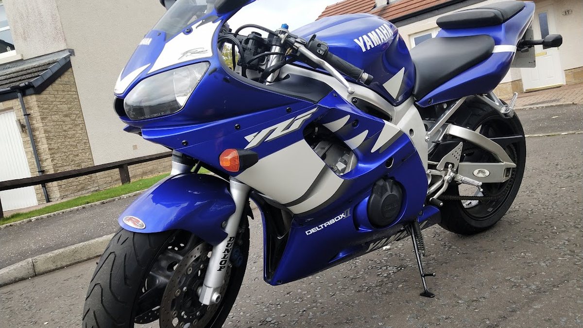 2000 Yamaha R6 Blue Manual, 6 speed in Troon, United Kingdom - For Sale ...