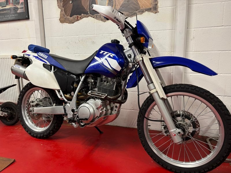 2004 Yamaha XT 600 - 1 2004 Yamaha XT 600 - 1